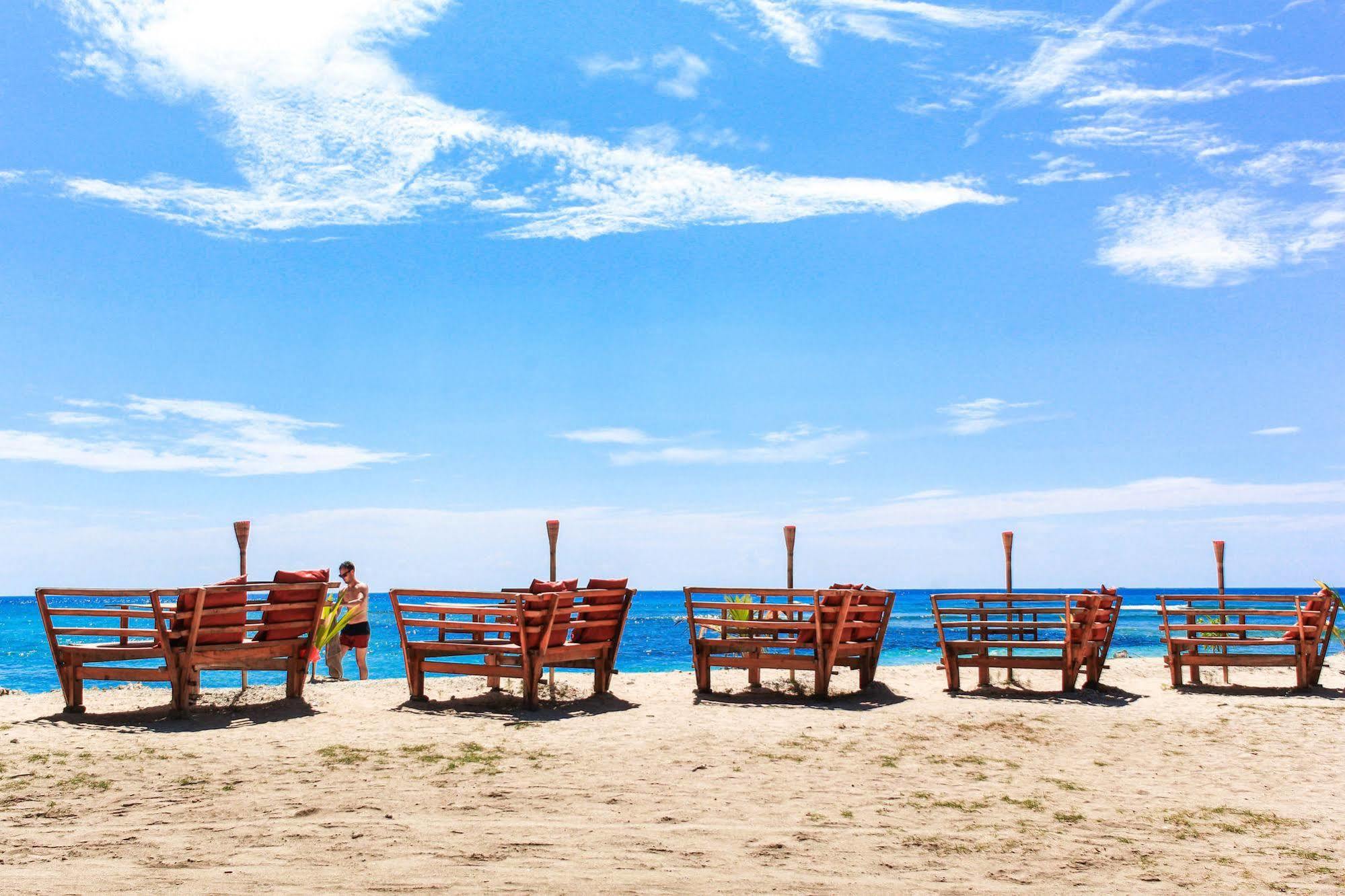 Lagoon By Waringin Hospitality 4*